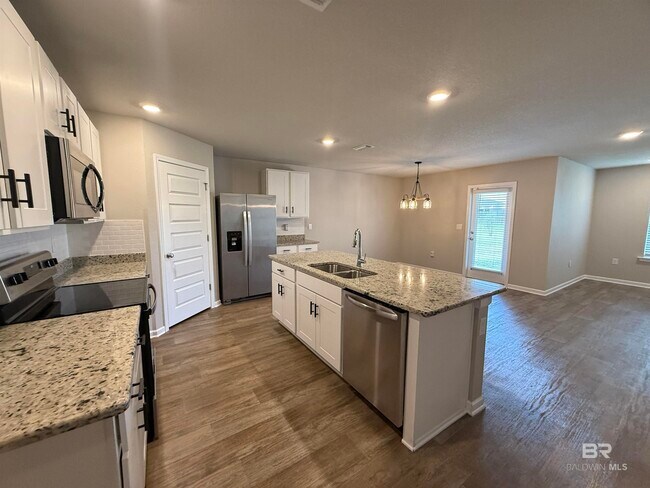 Foto del edificio - 23105 Shadowridge Dr