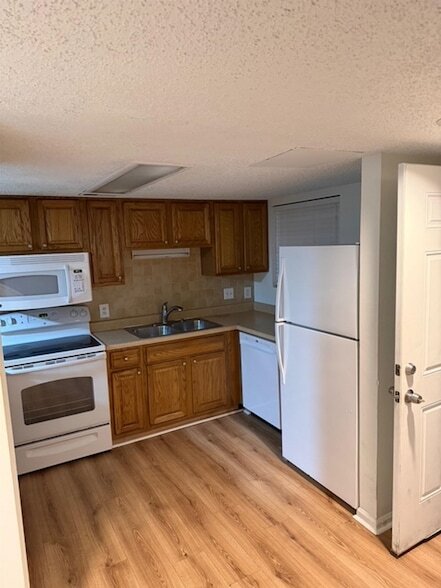 Foto del edificio - 6703 Jefferson Pl