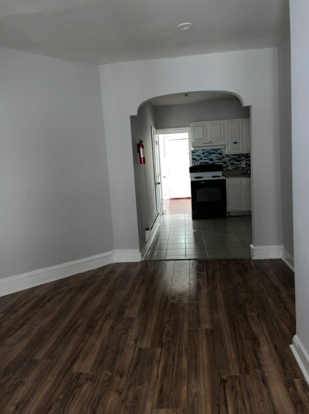 Foto del edificio - 4942 N 7th St