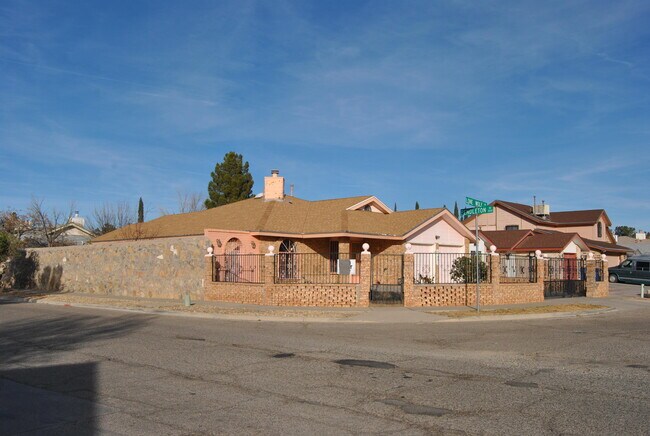 Foto del edificio - 11401 Lone Wolf Cir