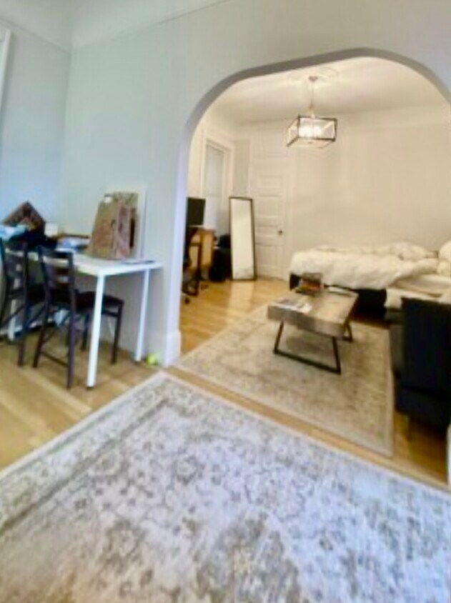 Foto del edificio - 290 Commonwealth Ave