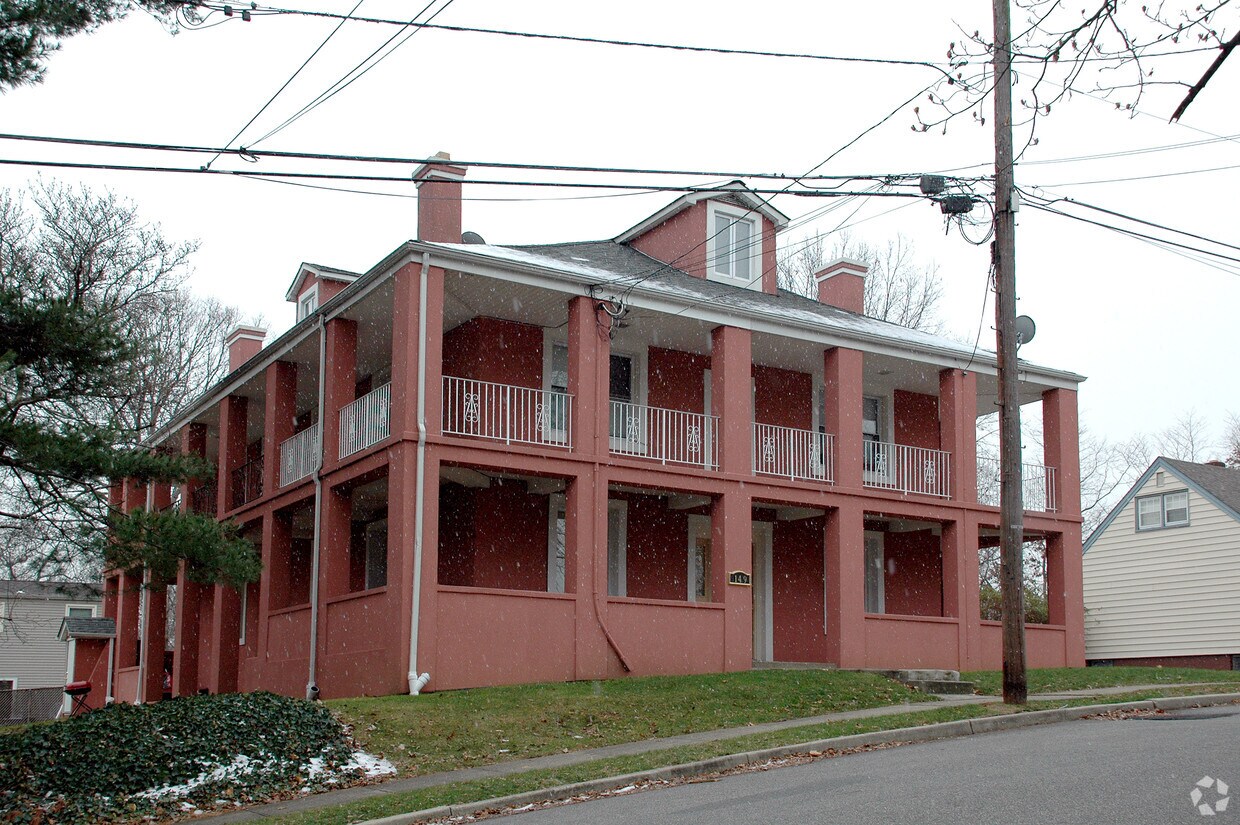 Foto del edificio - 149 San Antonio Ave