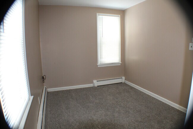 Building Photo - 3641 Lapeer Rd