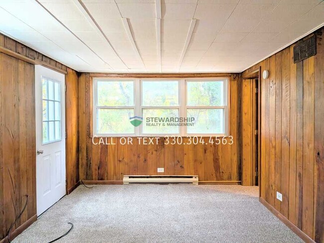 Building Photo - 5011 Settlers Trce