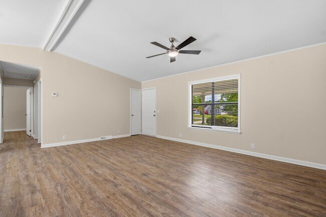 Foto del edificio - 118 Hope Ln