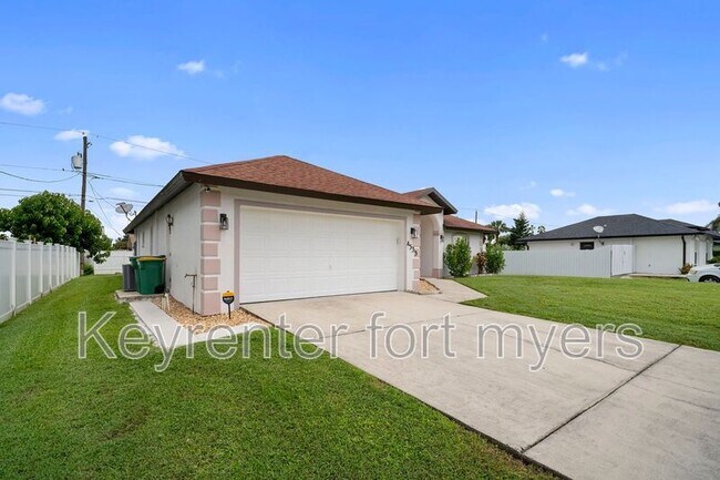 Foto del edificio - 4535 32nd Ave SW