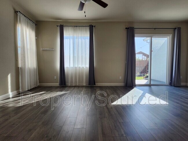 Building Photo - 948 Vasconcellos Ave