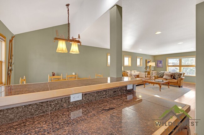 Building Photo - WINTER RENTAL-Beautiful 2 Bedroom Townhome Near Shops/Dining with Garage in Frisco, utilities inc...