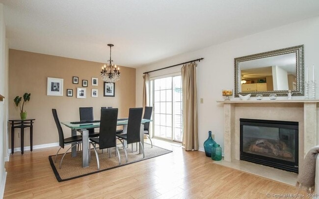 Building Photo - 902 Gray Fox Ln