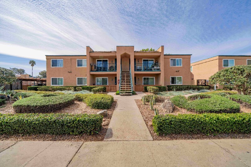 Foto principal - 570 S Lincoln Ave