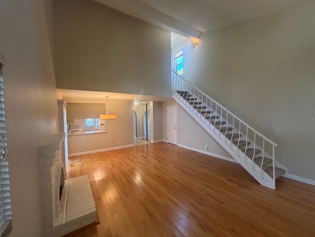 Building Photo - Updated 3 bedroom 2 bathroom Condo in Rincon Valley's Brush Creek Villas with A/C