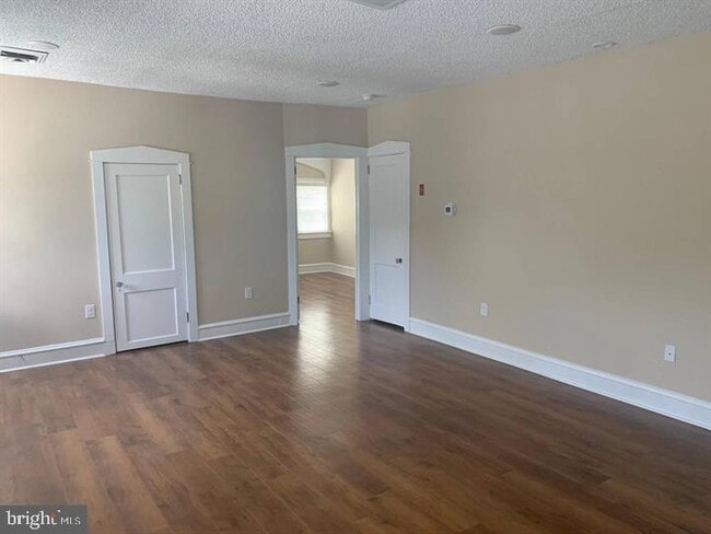 Building Photo - 135 Park Pl