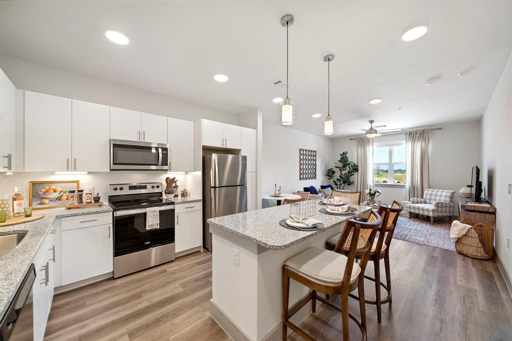 Foto principal - 10485 League Line Rd