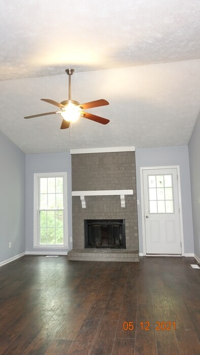 Building Photo - 6930 Melbourne Dr