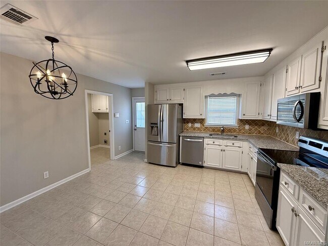 Foto del edificio - 614 Lorena Ct