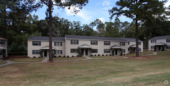 Bradsford Apartaments - Bransford Townhomes