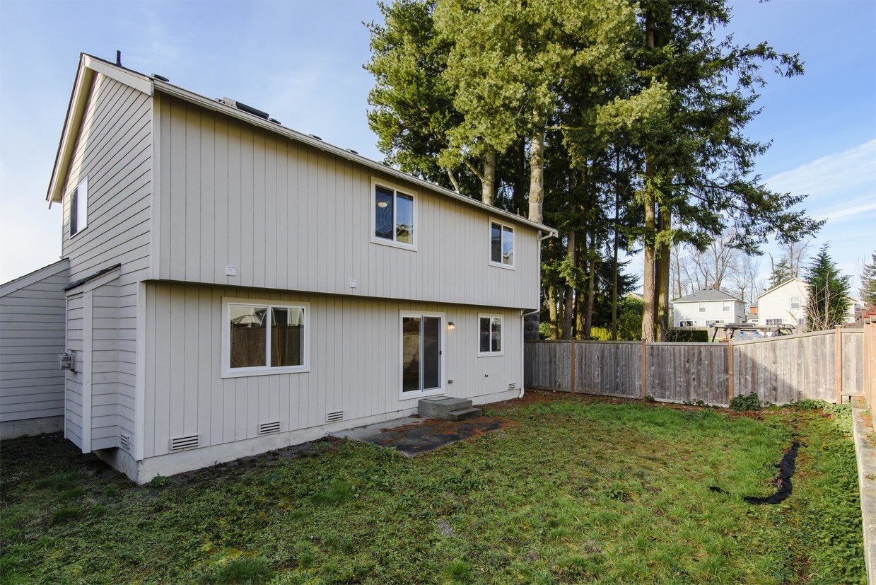 19446 114th Pl SE, Kent, WA 98031 House Rental in Kent, WA