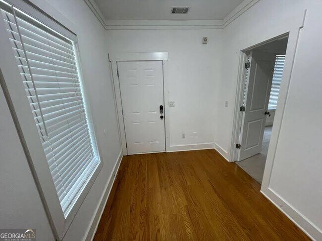 Foto del edificio - 793 Liberty Commons Dr NW