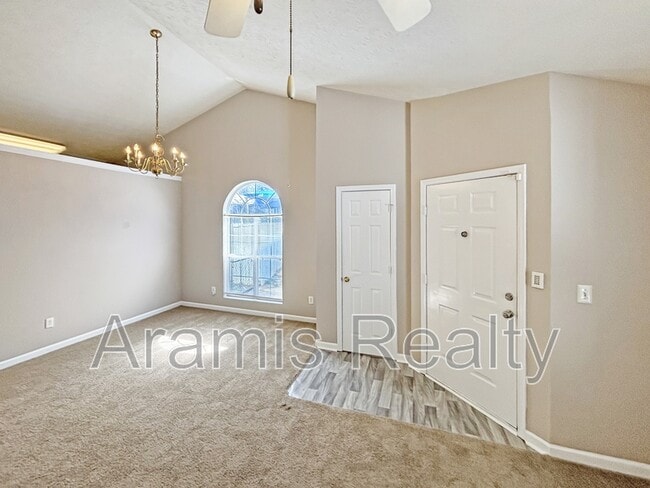Building Photo - 5820 Wellborn Oaks Ct