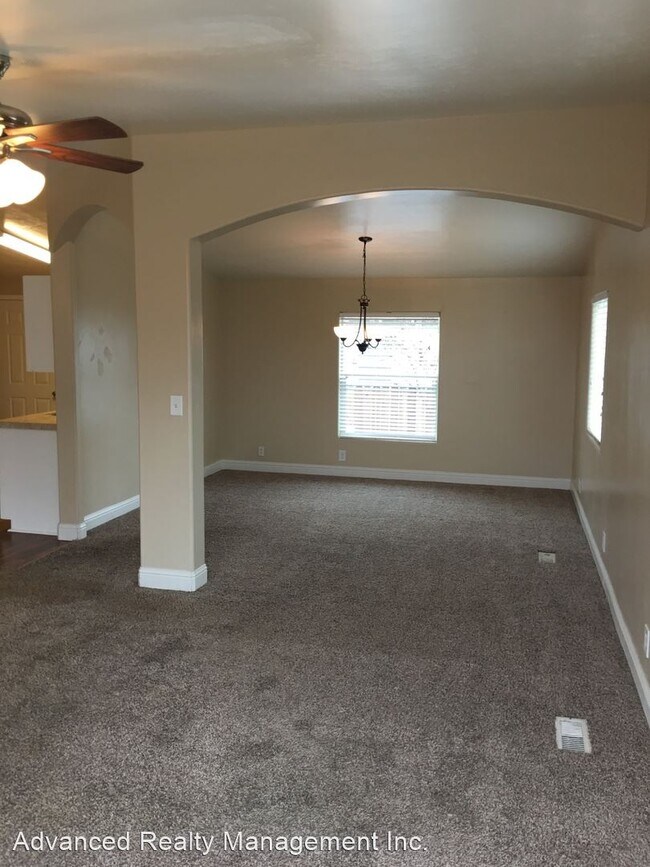 Foto del edificio - 3 br, 2 bath House - 8729 Greenfield Park Dr