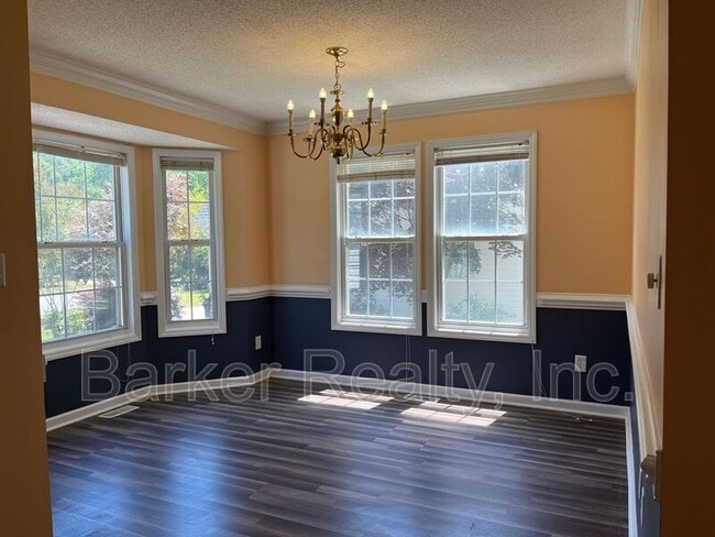 Foto del edificio - 232 Walnut Creek Dr