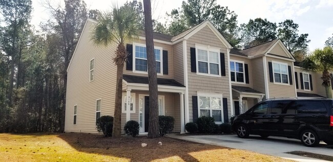 Building Photo - Westcott Plantation 4Br  2.5Ba  Townhouse