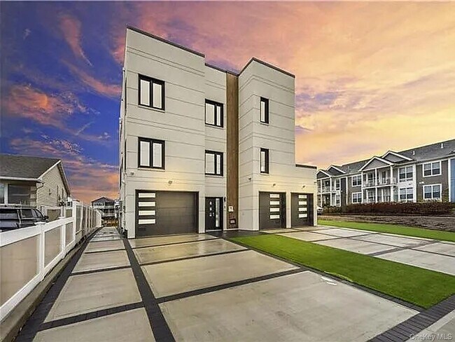 Foto del edificio - 72 Washington Ave