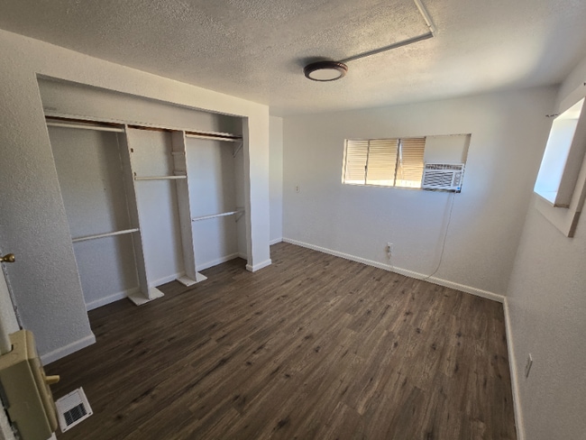 Building Photo - 16736 Anaconda Rd