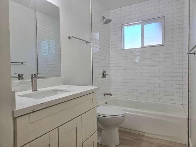 Building Photo - Renovated and Remodeled, New Driveway, New...