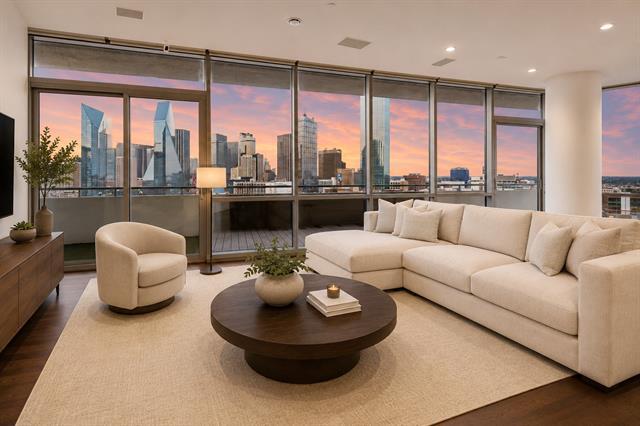Foto del edificio - 2200 Victory Ave