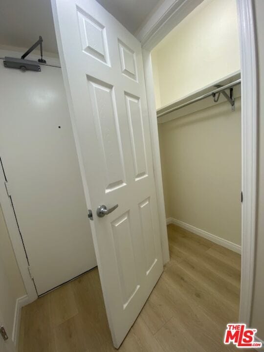 Foto del edificio - 7045 Hawthorn Ave