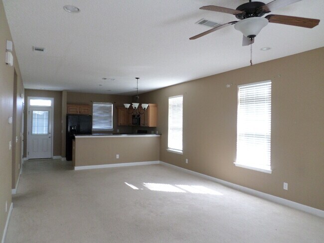 Foto del edificio - 400 Conley Dr