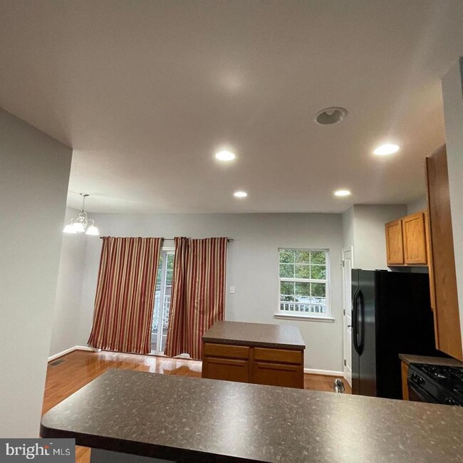 Foto del edificio - 129 Winterberry Way