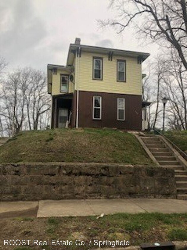 Primary Photo - 147-149 S Shaffer St