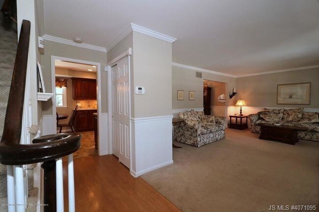 Foto del edificio - 115 Woodridge Ave