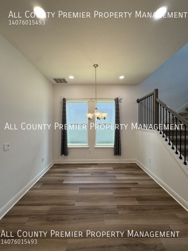 Building Photo - 10235 Austrina Oak Lp