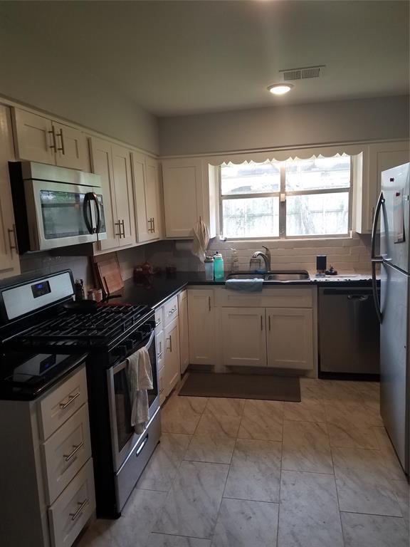 Foto del edificio - 4801 Pine St