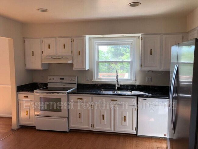 Foto del edificio - 13382 Brookfield Ct