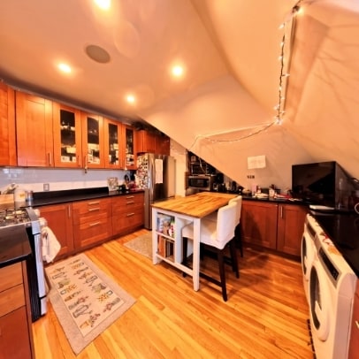 Foto del edificio - 185 Davis Ave