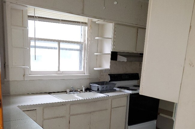 Foto del edificio - 122 Leslie St