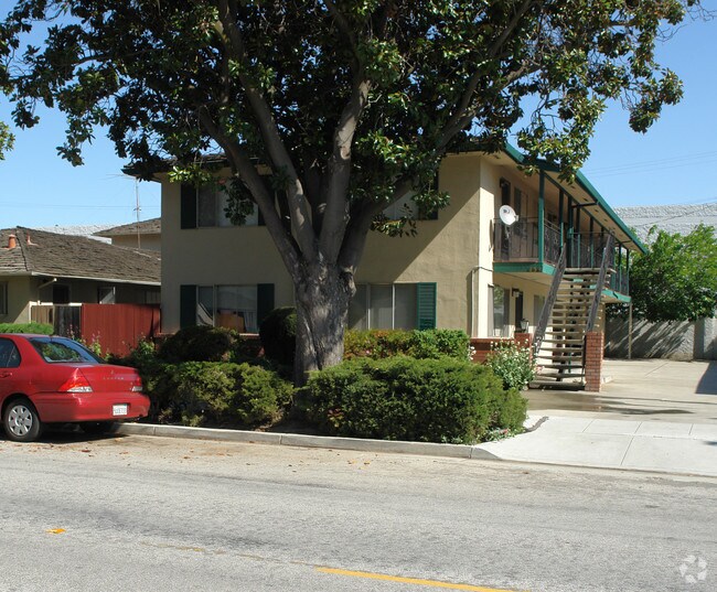 Building Photo - 853-865 Blair Ave
