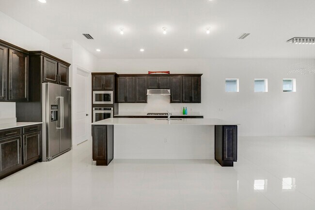 Foto del edificio - 10815 Stellar Cir