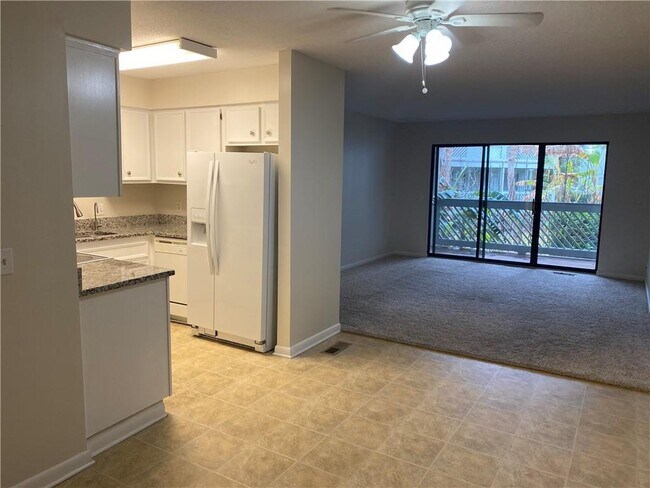 Foto del edificio - 100 Blair Rd