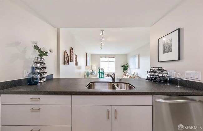 Foto del edificio - 451 Kansas St