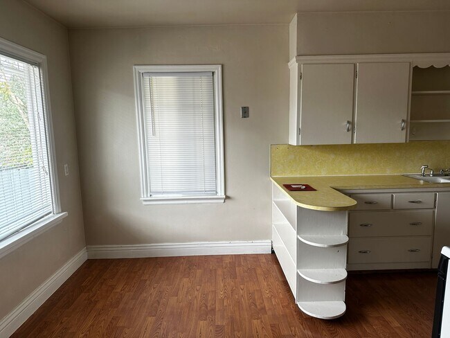 Foto del edificio - 712 17th St