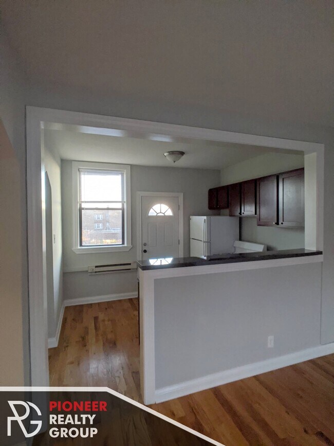 Foto del edificio - 4409 N Wolcott Ave
