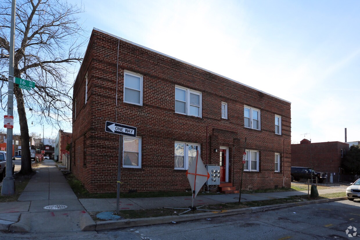 Foto del edificio - 1041 16th St NE