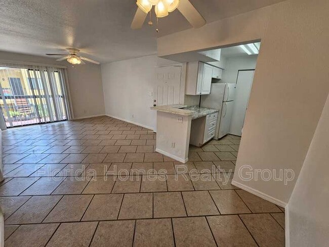 Foto del edificio - 2855 Winkler Ave