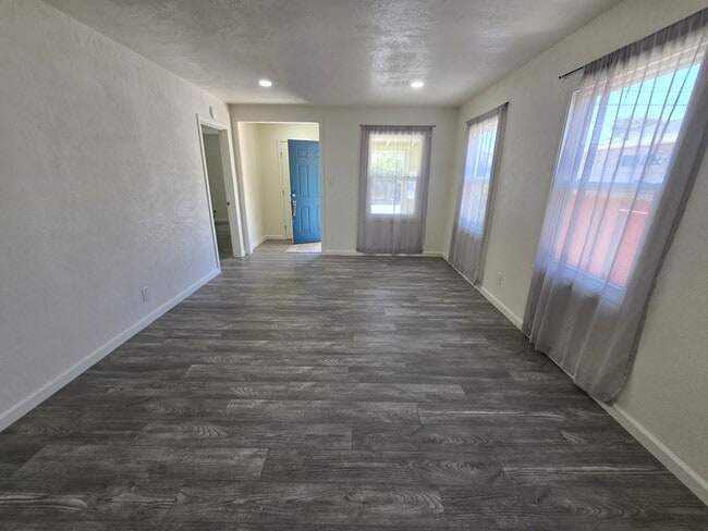 Foto del edificio - Single story home located in San Pablo, Ca