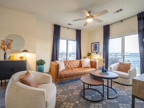 Building Photo - 6444 Burnet Rd